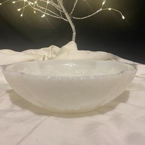 White 1920's bowl with grapes